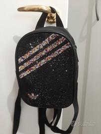 Zaino mini Adidas con strass colorati