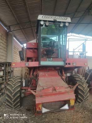 Mietitrebbia Laverda 3350 AL