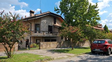 Mono/bi famigliare a villa fulvia