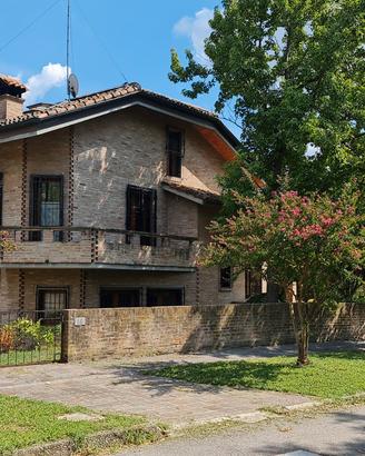 Mono/bi famigliare a villa fulvia