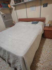 Armadio 6 ante e letto matrimoniale 