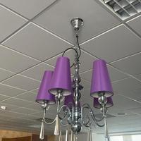 Lampadario cromato con paralumi fucsia fine serie
