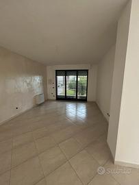 Locale commerciale a Morcone