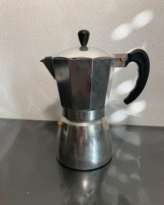 Caffettiera Moka da 6 tazze nuova