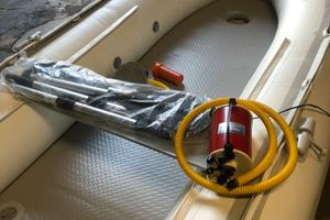 Gommone pagliolato gonfiabile