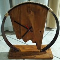 orologio da tavolo in legno fatto a mano
