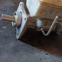 tata safari pompa freni