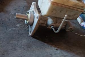 tata safari pompa freni