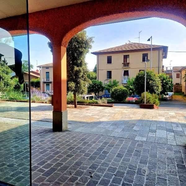 Immobile di 353 m² con più di 5 locali a Albinea - Vista 2
