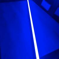 Led blu e porta neon