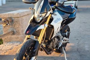 Aprilia dorsoduro 750 A2