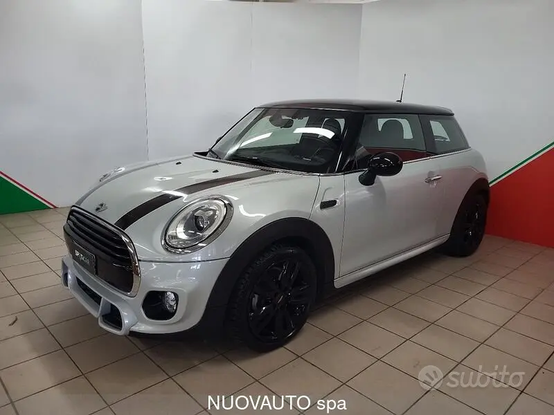 MINI Mini 4ª serie (F56)