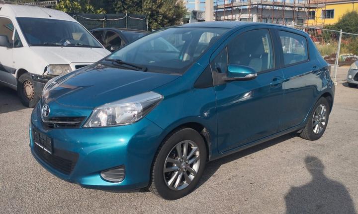 Toyota Yaris 1.0 5 porte