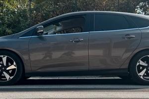 Ford Focus 1.6 Tdci TITANIUM