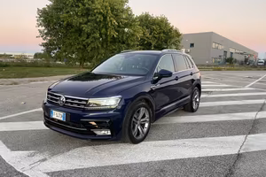 Volkswagen Tiguan 2.0 TDI R LINE SCR DSG BMT