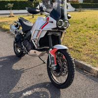 Ducati DesertX 9.500 km