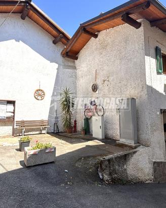 Casa indipendente a Cossano Canavese 5 locali