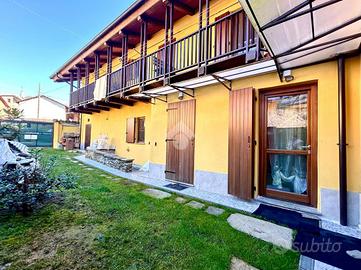 CASA SEMINDIPENDENTE A CUMIANA