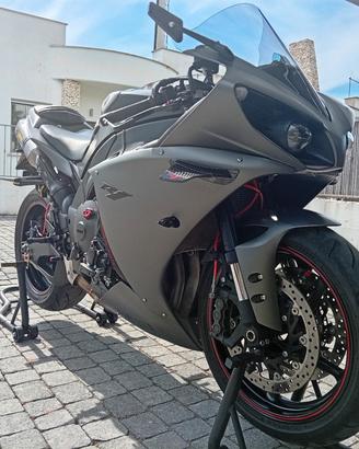 R1 ²⁰¹⁴ big bang Yamaha 