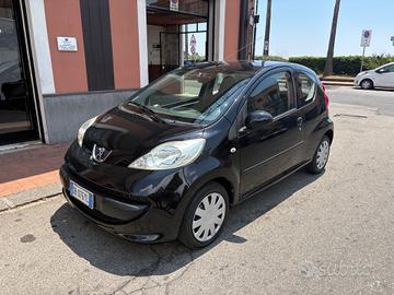 Peugeot 107 1.0 68CV 3p. Plaisir 2Tronic