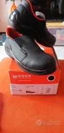 scarpe antifortunistiche