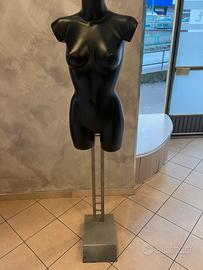 3 manichini donna