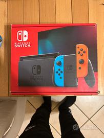 Nintendo switch con scatola