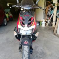 Aprilia SR 50 - 2012