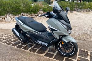 Honda Forza 350