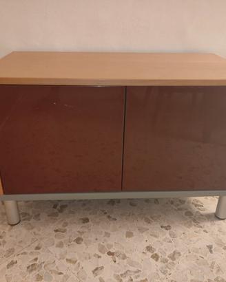 Mobile basso  Ikea Effektiv Betulla e ante lucide