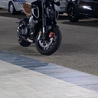 Ducati Diavel V 4