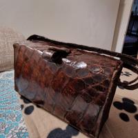 Borsa in pelle di coccodrillo vintage