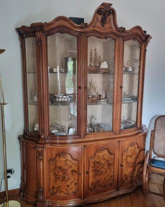 Vetrinetta legno intarsiato completa di chiavi