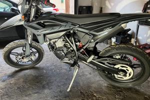 Motard 125 4t