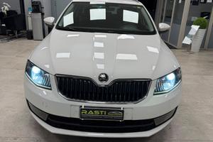 Skoda Octavia 1.6 TDI CR 110 CV DSG Wagon Style
