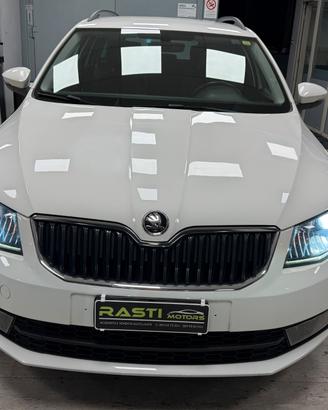Skoda Octavia 1.6 TDI CR 110 CV DSG Wagon Style