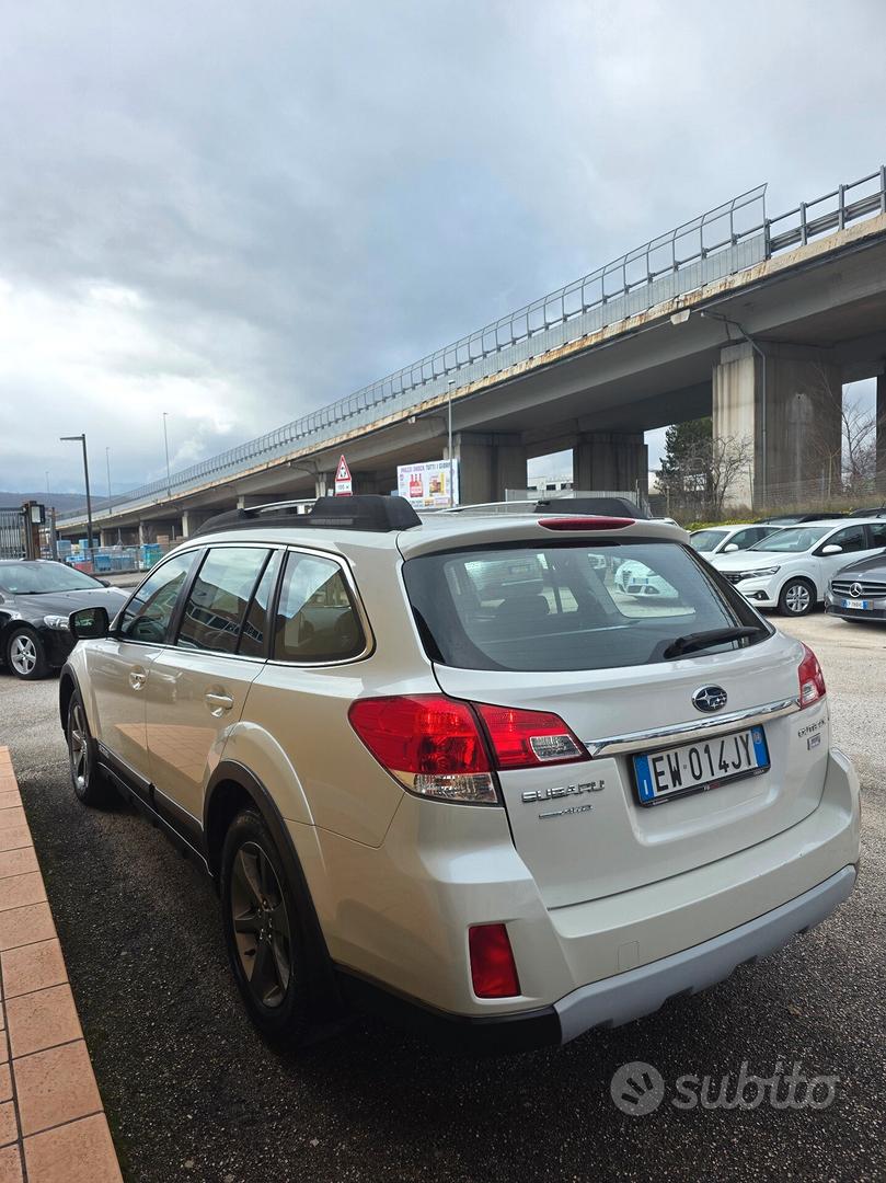Subaru Outback 2014 photo 5
