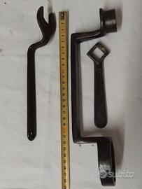 VECCHIE ANTICHE CHIAVI INGLESI UTENSILI VINTAGE 