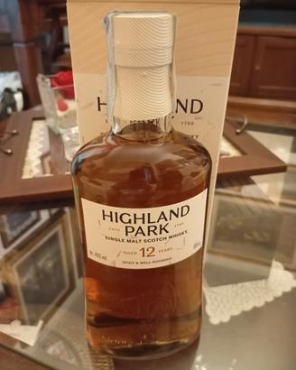 Highland Park 12 YO Whisky 40% vol. 0,70l