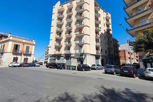 4 LOCALI A FOGGIA