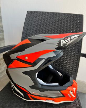 Casco Airoh Strycker axe orange matt