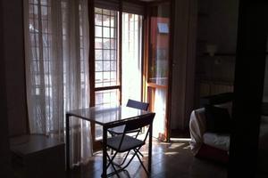 Centocelle ampio monolocale con terrazzo