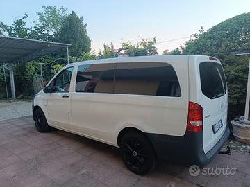 vito sei posti autocarro.