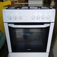 Cucina 4 Fuochi e Forno elettrico 