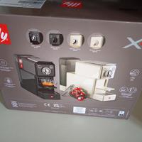 Macchina caffè Illy capsule x3