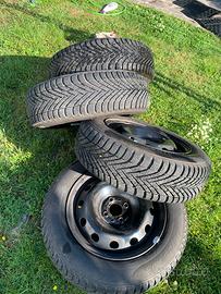 Cerchi e gomme Fiat da 15