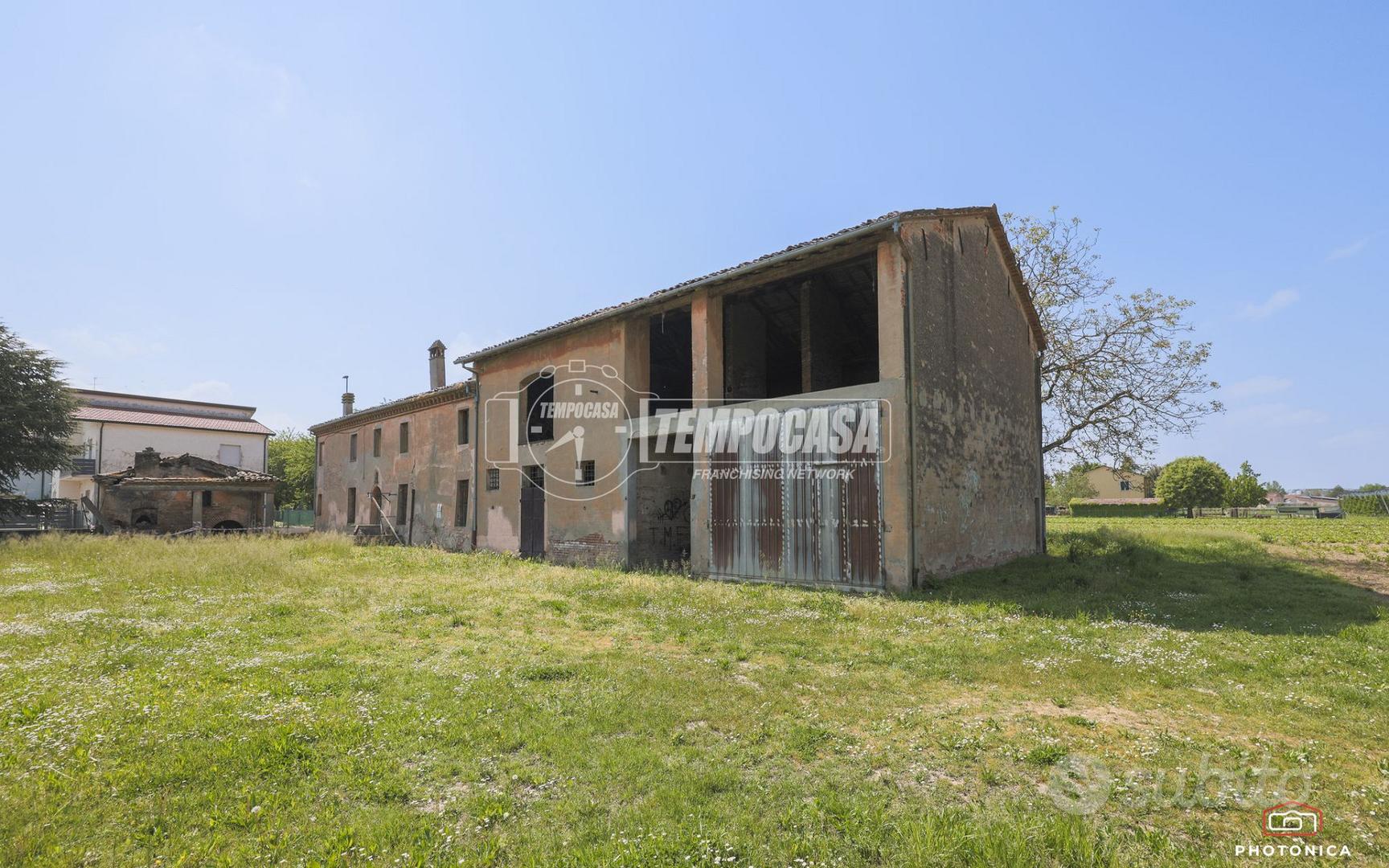 AMPIO RUDERE A MORDANO CON TERRENO ANNESSO - Altro