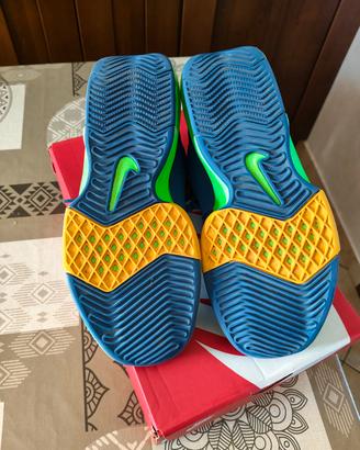 scarpe basket Nike LeBron 