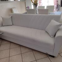 divano letto bianco  3 posti ecopelle 