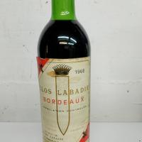 bottiglia di vino Bordeaux 